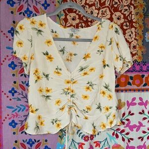 AMERICAN EAGLE OUTFITTERS Floral White and Yellow Ruched Blouse